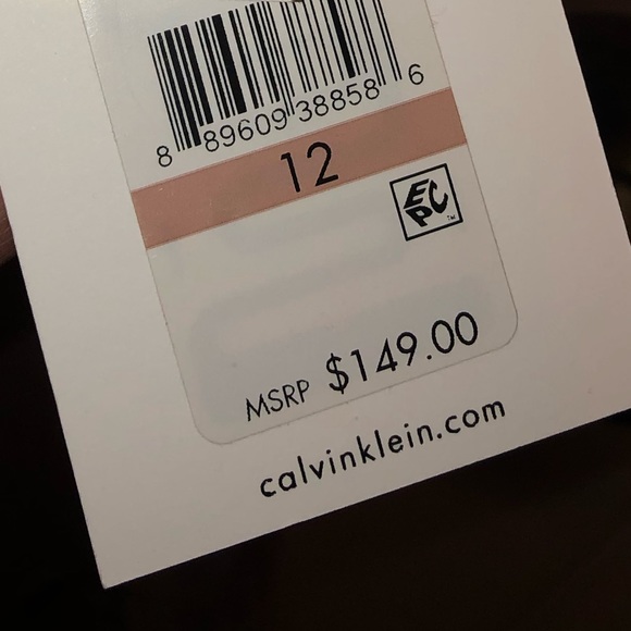 Calvin Klein dress - Picture 4 of 4